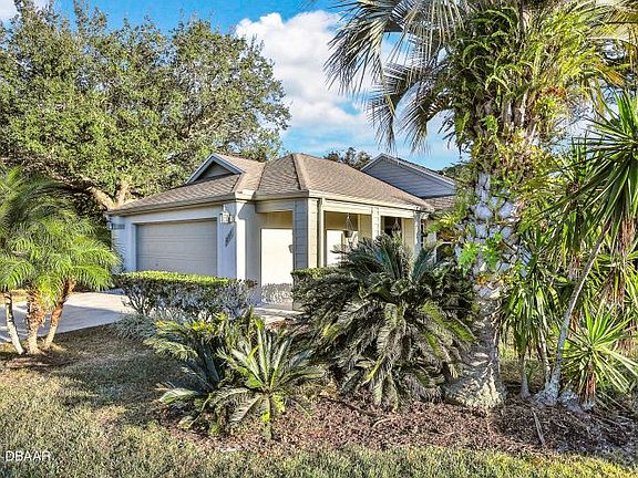 2nd image of 251 Braeburn Cir