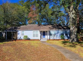 203 Sycamore St, Seminary, MS 39479