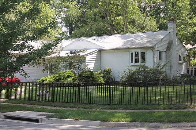 1st image of 3237 Dye Dr