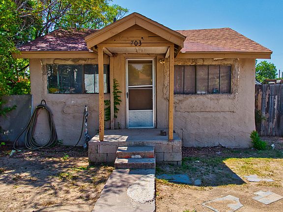 2nd image of 703 W Lea St #703.5