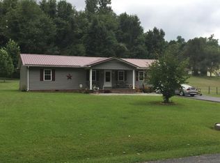 689 Long Hollow Rd, Elizabethton, TN 37643
