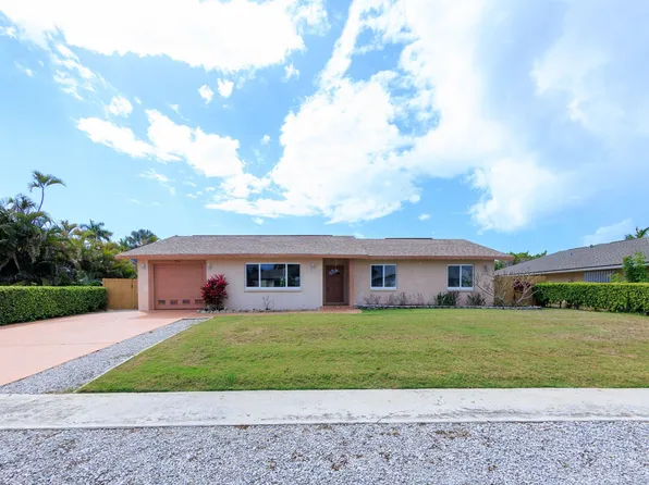 188 Gulfstream St, Marco Island, FL 34145
