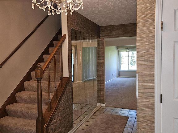 3rd image of 1556 Winchell Ct