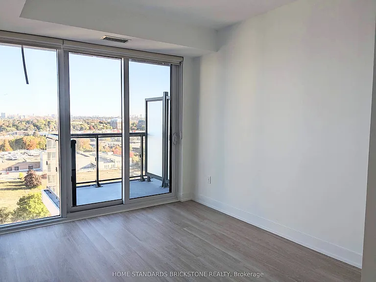 20 Inn On The Park Dr #1839 — Photo 5