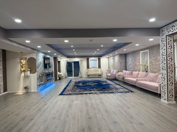 (undisclosed Address)