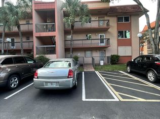 3110 Holiday Springs Blvd APT 111, Margate, FL 33063