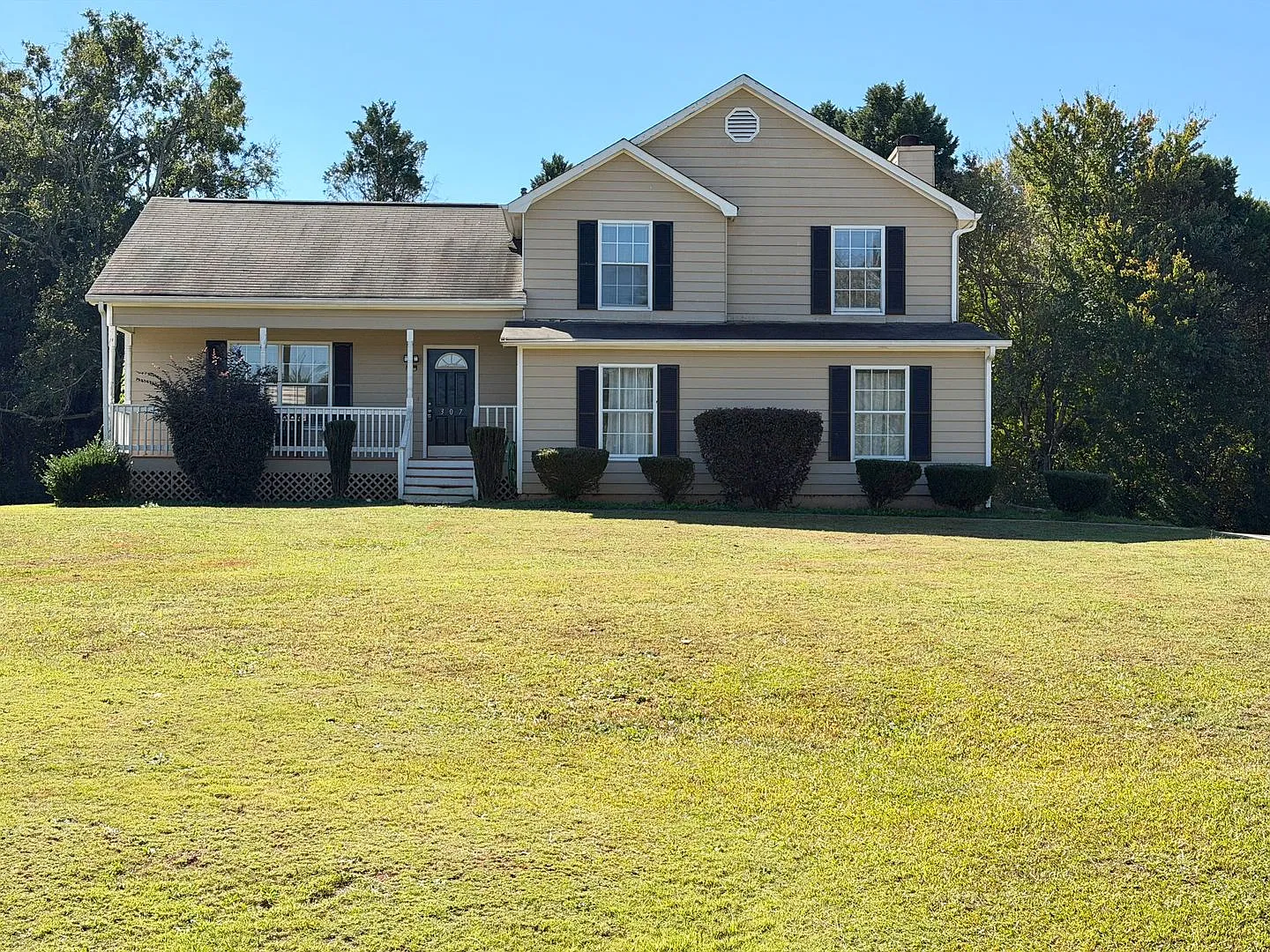 Beautiful 4 bedroom home in Ola School District — Photo 1