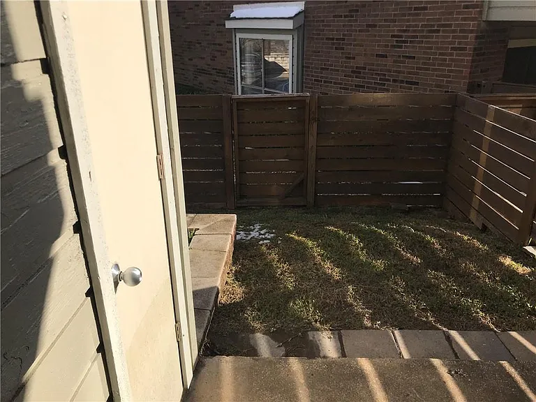 2018 W Rundberg Ln #3B — Photo 7