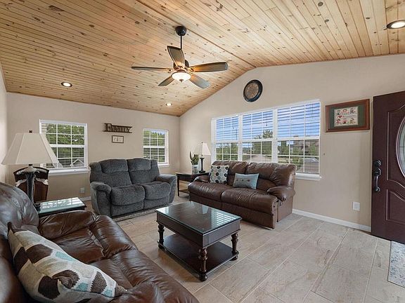 4th image of 6318 Long Timber Dr