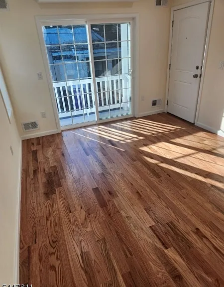 57 Woodside Pl — Photo 3