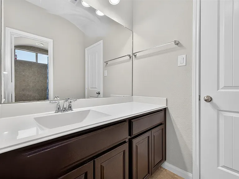 13935 Manobrook Ct — Photo 31