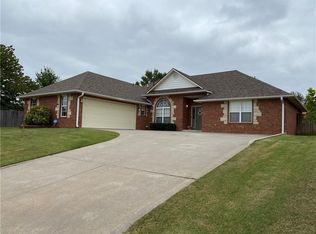 1309 Manchester Dr, Shawnee, OK 74804