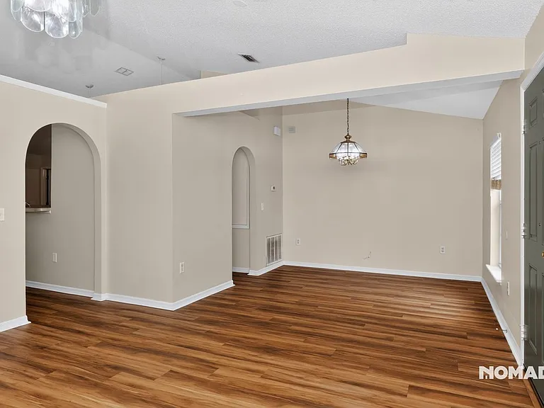 14169 Spring Hill Dr — Photo 7