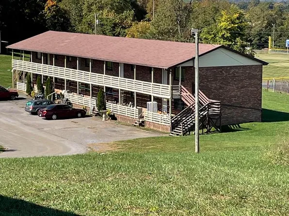 254 Circle Dr, Castlewood, VA 24224