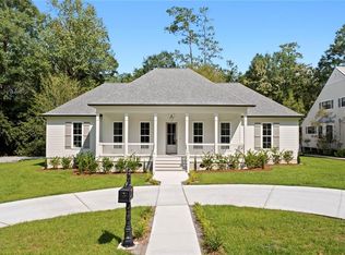 1210 S Madison St, Covington, LA 70433