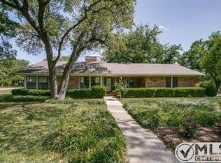 6901 Trappingham Ter, Fort Worth, TX 76116