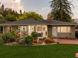 1535 Scenic Dr, Pasadena, CA 91103