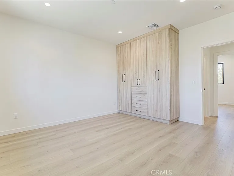 13502 Bessemer St — Photo 19
