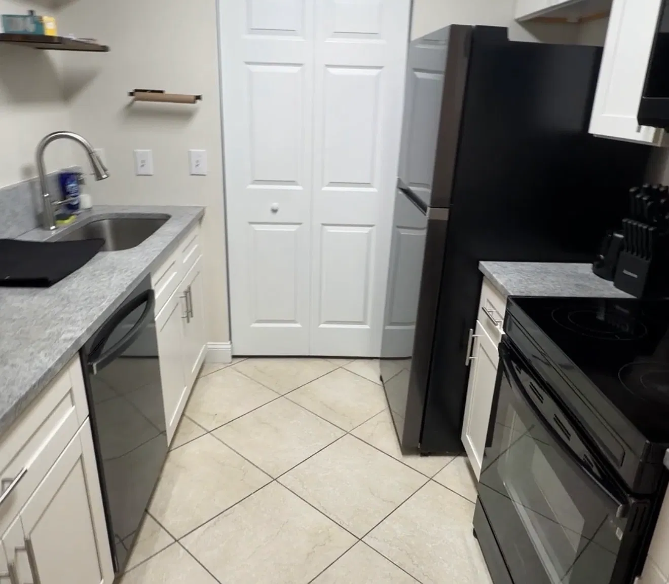 3 bed, 1268 sqft, $900 — Photo 4