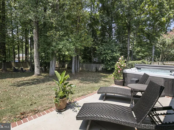 5200 Holden St, Fairfax, VA 22032