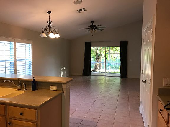 Kitchen/Family Room