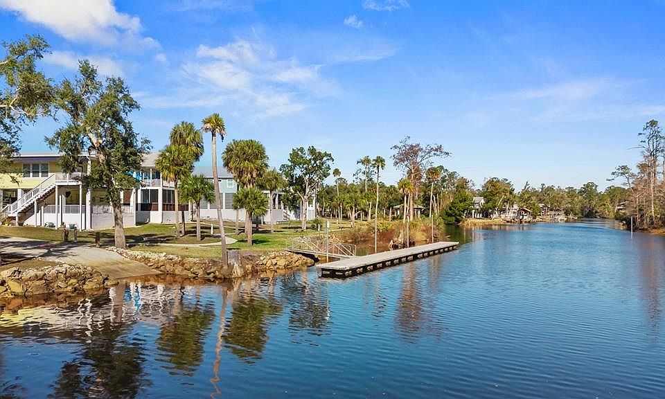 1st image of  NE Rivers Bend Way