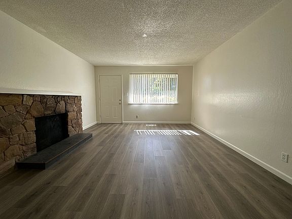 3rd image of 5448 Highview Ln