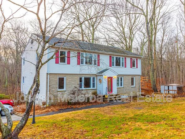 405 Noank Ledyard Rd