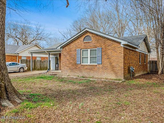 4th image of 1818 Whitehead Dr