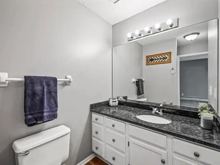 8019 Xerxes Ave S #202 — Photo 7