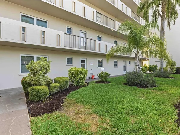 3680 Ironwood Cir APT 202L, Bradenton, FL 34209