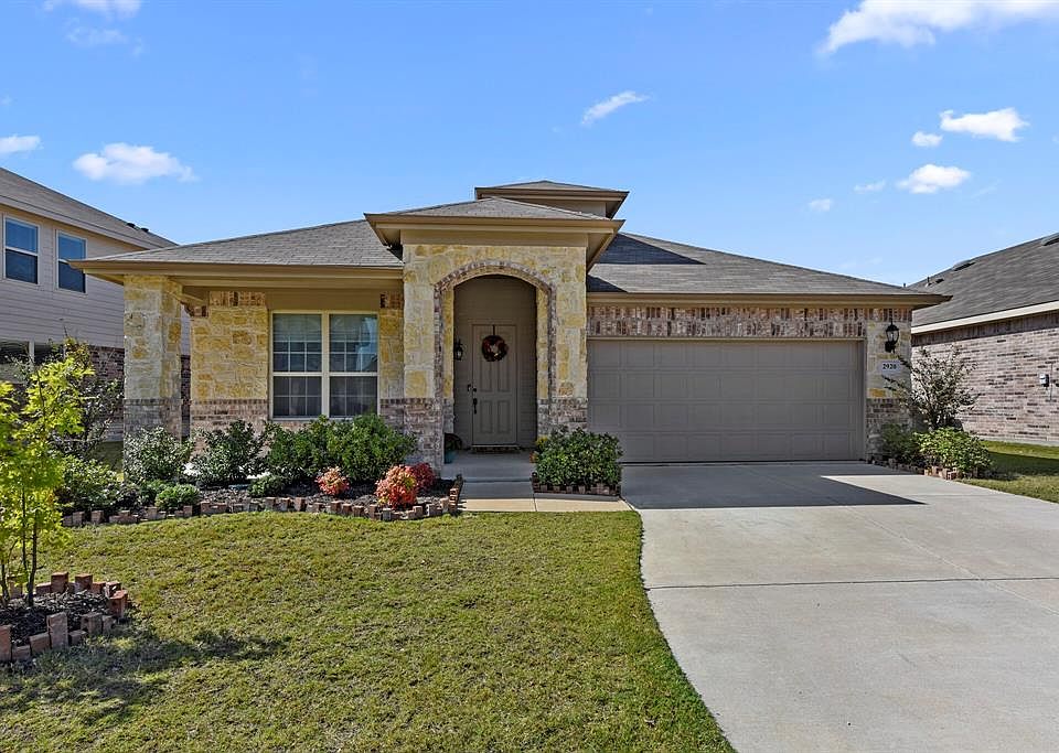 1st image of 2920 Big Horn Bluff Ct