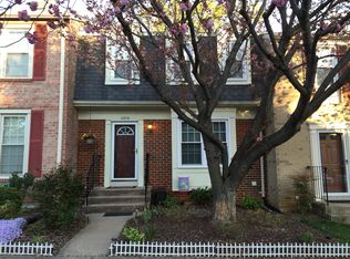 3206 Gemstone Ct, Oakton, VA 22124