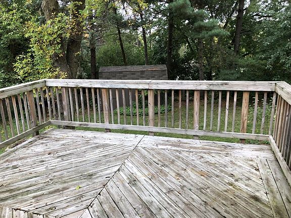 3rd image of 1831 City Heights Dr