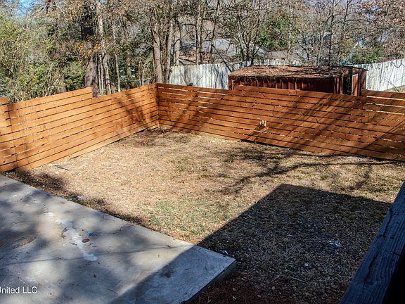 5th image of 404 Downing St