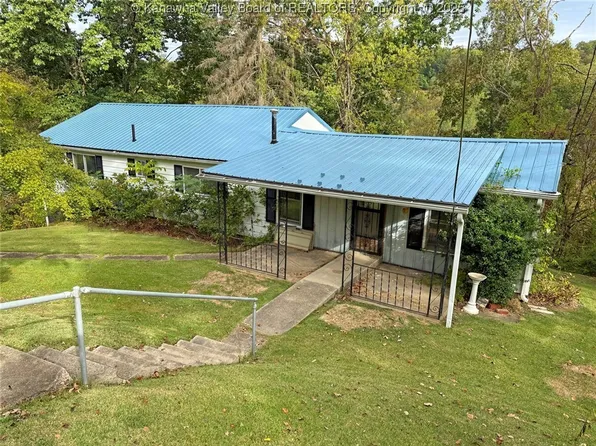 784 Amity Dr, Charleston, WV 25302