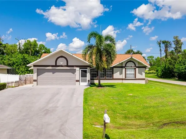 8241 Albatross RD, FORT MYERS, FL 33967
