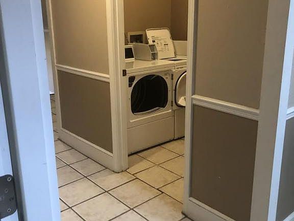 3rd image of 201 N Clark St APT 5
