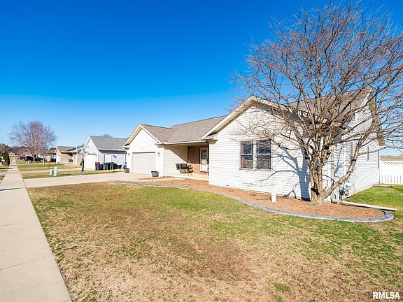 3rd image of 1816 Whitetail Ln
