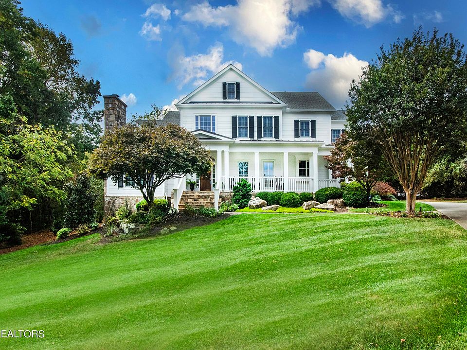 1st image of 519 Saint Charles Ln