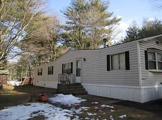 34 Maplewood Dr, Burrillville, RI 02839