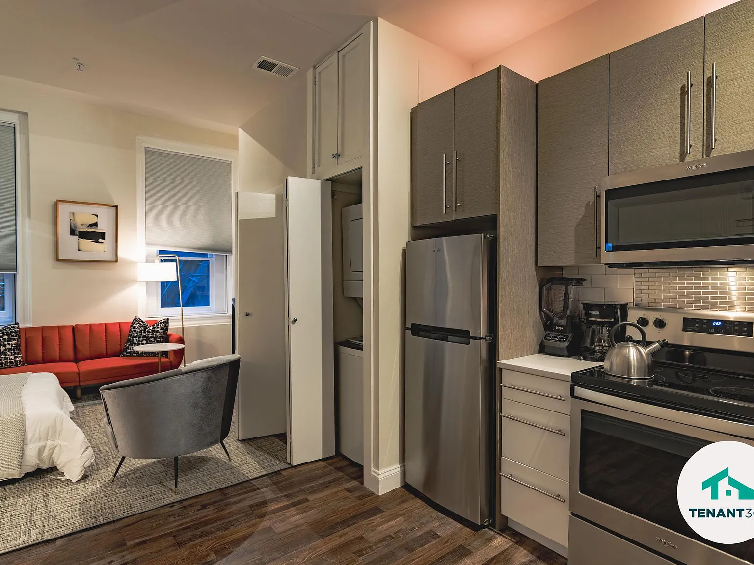 Studio, 650 sqft, $1,900 — Photo 4