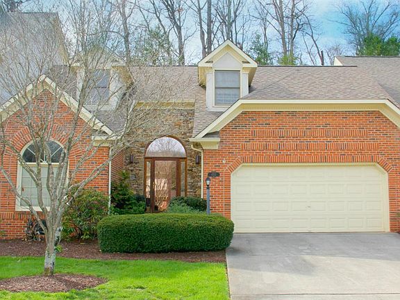5th image of 8513 Oxford Dr
