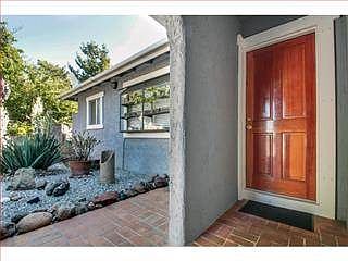 4th image of 106 Sierra Vista Dr