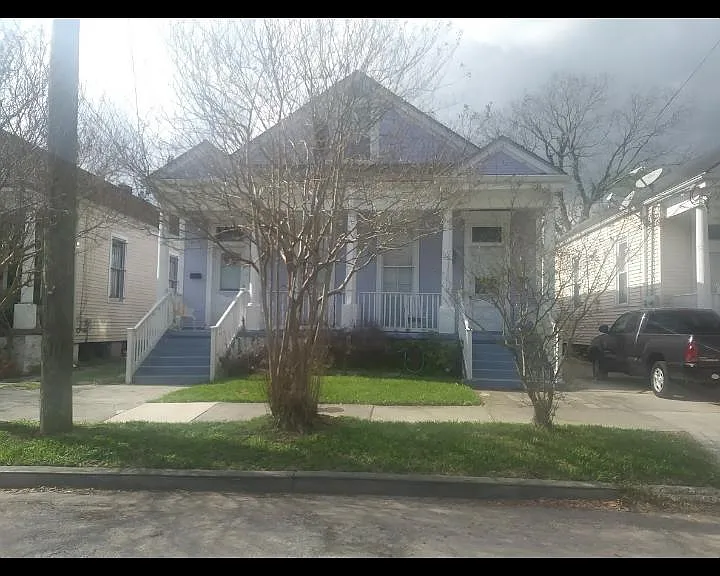709 N Alexander St — Photo 4
