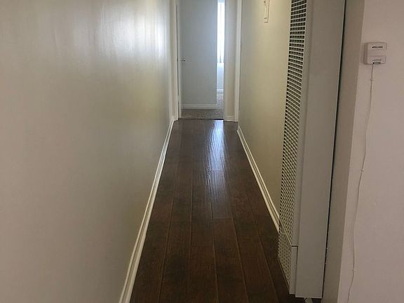 4th image of 1726 W 146th St APT 4