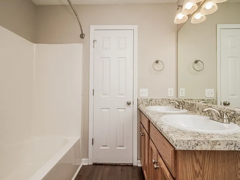 5082 Cornelius Dr — Photo 13