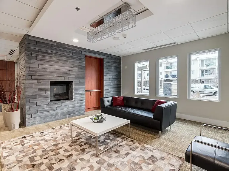 2160 Paliswood Rd SW — Photo 45