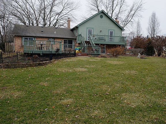 3rd image of 5920 Buttonwood Dr