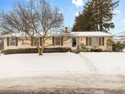 2 Wayside Dr, Rochester, NY, 14625